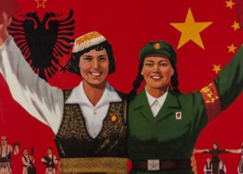 Analiza/Kina dhe Shqipëria, mes dritëhijeve dhe enigmave politike