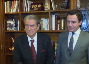 Radiografia e dashurisë platonike të Berisha-Meta për modelin Albin Kurti