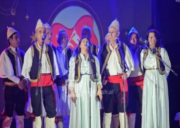 “Vajzë Fest” – Histori, kulturë, traditë, edicioni i dytë mbledh banorë e personalitete të njohura