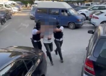 Në kërkim për ‘trafikim njerëzish’, prangoset në Durrës pronari i ‘Strip Club Shqiponja’