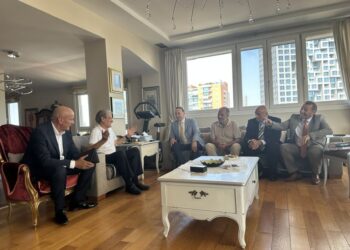 Berisha injoron gjykatat, thyen sërish masën e sigurisë, pret në shtëpi “miqtë” nga Kosova