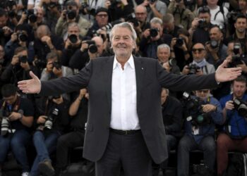 Kinemaja në zi! Shuhet aktori dhe producenti i njohur francez, Alain Delon