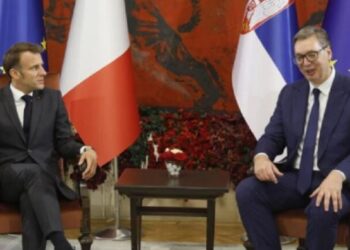 Franca armatos Serbinë! Macron dhe Vuçiç nënshkruajnë marrëveshje për 12 avionë luftarakë