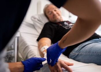 I merr jetën 1.8 milionë personave çdo vit, nis testimi për vaksinën e parë në botë kundër kancerit të mushkërive