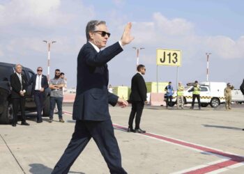 Blinken në Katar me mision për arritjen e marrëveshjes për armëpushim në Gazë