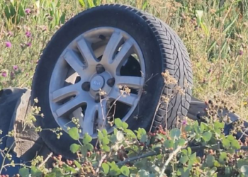 Aksident i rëndë në aksin Korçë-Pogradec, automjeti “fluturon” në ajër pas përplasjes, ka të plagosur