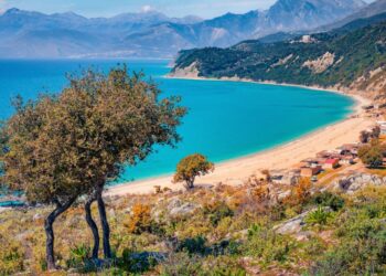 Të mahnitur nga natyra, “The Times”: Shqipëria, destinacioni i pazbuluar i Mesdheut