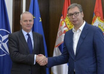 Vuçiç takohet me zyrtarin e lartë amerikan: Serbët janë të frikësuar! Mund të ketë përshkallëzim tensioni me Kosovën