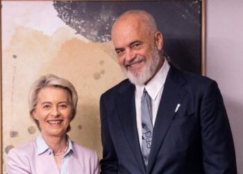 Rama takohet në Pragë me presidenten e KE, kryeministri: Për piketat e rrugës sonë të përbashkët europiane!