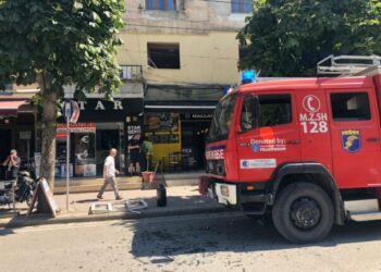 Shpërthen bombola e gazit në Pogradec, një grua dërgohet në spital