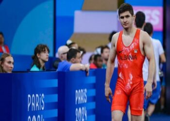 Mundësi kuqezi, Chermen Valiev, mëson emrat e rivalëve drejtë së bronztës