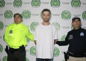 Pjesë e grupit kriminal që trafikonte armë/Detaje nga arrestimi i 25-vjeçarit nga Tropoja në Kolumbi