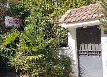 Vrasja e të moshuarit në azil/Gjykata lë në arrest shtëpie infermieret që fshehën krimin