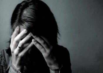 E preku në pjesët intime, arrestohet 64-vjeçari që ngacmoi të miturën në Devoll