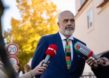 Rama lobon në Pragë për negociatat, pritet nisja në Shtator e shqyrtimit të kapitujve të parë