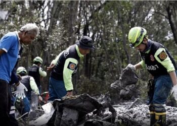 Rrëzohet një tjetër avion, asnjë i mbijetuar