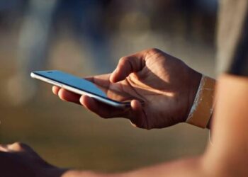 Mund të lindin keqkuptime! Ja fjalët që asnjëherë nuk është mirë t’i dërgoni me SMS