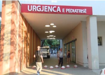 Fluks virozash dhe raste me Covid në urgjencën e Pediatrisë, 350 vizita në 24 orë
