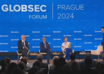 “Na sillni kafe turke të shohim të ardhmen”/ Rama replika me moderatorin e panelit: Je gjermanizuar shumë! Nëse fton një ballkanas…