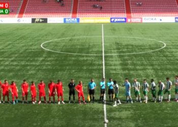 VIDEO/Çudira shqiptare, Apolonia e fillon ndeshjen kundër Partizanit me 9 lojtarë! Arsyeja