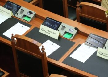 Zbulohet shkresa e Bardhit për Spiropalin, si u spostuan në Kuvend Basha dhe deputetët që nuk iu bashkuan Berishës