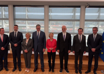 Rama krah Kurtit në foton familjare me Von der Leyen dhe liderët e Ballkanit Perëndimor