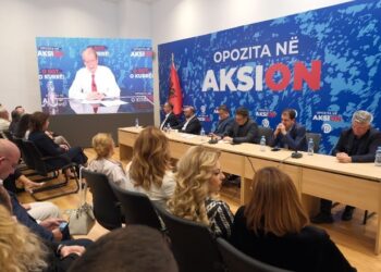 Zbardhen diskutimet me dyer të mbyllura për protestën e PD/Nuk do ketë fjalime! Noka: Harroni komunikimet në whatsapp!