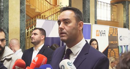 Konjufca: Kërcënimet e Aleksandër Vuçiç nuk na bëjnë përshtypje, dialogu ka vdekur