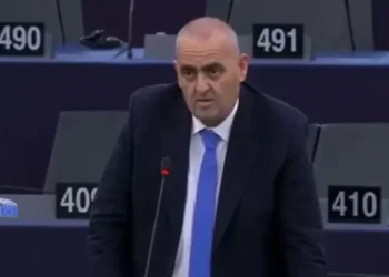 Beleri mban fjalimin e parë në PE dhe sulmon Shqipërinë: Reformat po kthehen në ‘bomba totalitare’!