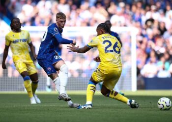 Chelsea “ngec” në shtëpi, Newcastle fiton supersfidën ndaj Tottenham