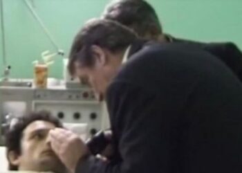 Sot, 26 vite nga vrasja e Azem Hajdarit! Çfarë i tha truproja Berishës në spital?