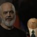 Gazetari italian e pyet Ramën pse mban kukullën Putin në tavolinë, ja si i përgjigjet kryeministri