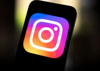 Instagrami vendos kufizime në llogaritë e adoleshentëve