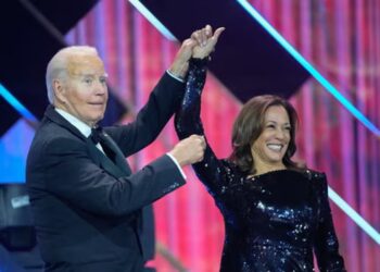 VIDEO/Gafa e radhës e Joe Biden gjatë prezantimit të Kamala Harris: Jam krah presidentit të parë me ngjyrë…