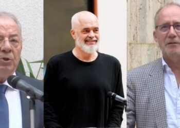 “Shihemi pak mbrapa se dua të më çosh te dashuria e parë”/ Rama batuta në Berat: Sot e mora vesh që Kita është edhe qejfli