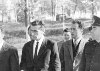 Incidenti në aeroport me Kadri Hazbiun, Feliks Baçi tregon si u gabua me kodin mors në pistën e Rinasit