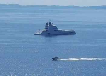 Ngjarja e panjohur që çuditi Departamentin e Shtetit: Në qershorin e ’87-ës, kur autoritetet shqiptare shpëtuan nga mbytja një jaht amerikan …