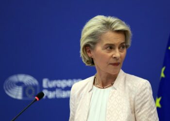 Von der Leyen prezanton ekipin e ri, polemika te zgjerimi, lidhjet e dyshuara me UDB e ish-Jugosllavisë