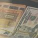 Këmbehet për 99.28 lekë, euro arrin minimum të ri historik, vijon rënien në shtator