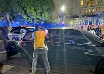 Sulm me armë në Alabama, të paktën katër të vrarë dhe dhjetëra të plagosur