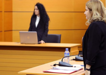 Dha dorëheqjen/ Gjykata Kushtetuese merr vendimin për gjyqtaren Elsa Toska, quan të mbaruar para afatit mandatin
