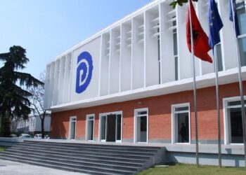 Debatet brenda Kryesisë për aksionin opozitar, Gjekmarkaj: Jemi vakët me ndërkombëtarët