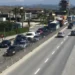 VIDEO/ Aksident masiv në autostradën Tiranë-Durrës, përplasen gjashtë automjete, përfundojnë në spital dy persona