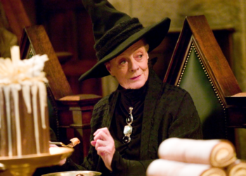 Rrëmbeu zemrat e të gjithëve me rolin tek “Harry Potter”, ndërron jetë në moshën 89-vjeçare, “Profesoresha McGonagall”