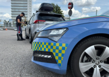 Me drogë në makinë, arrestohen dy shqiptarët në Itali, ja si u zbuluan