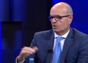 “PS, në proces rienergjizimi”, Petro Koçi për opozitën: Non-gratën e Berishës, nuk ka instrument ta korrigjojë