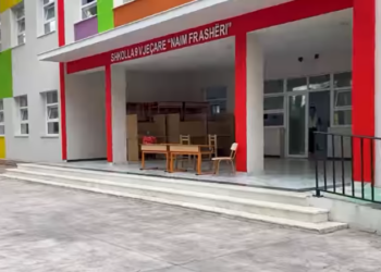 Rama ndan pamjet nga shkolla e re në Fier: Gati për të pritur 850 nxënës dhe mësues këtë vit shkollor