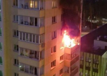Viktima e banesa të shkatërruara/ Ukraina “merr hak’, lëshon qindra dronë mbi Moskë