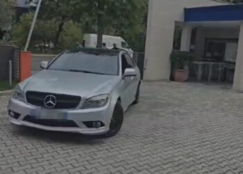 “Jam Erion Veliaj!”/ Si tentoi Shkëlqim Saraçi t’i merrte biznesmenit 50 mijë euro, u zbulua nga…