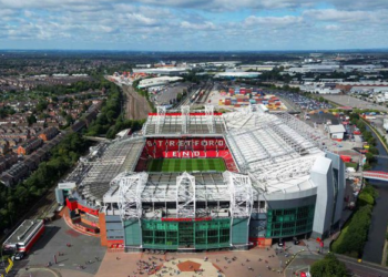 Ratcliffe “hap thesin”, i “dhuron tifozëve të Manchester United stadiumin e ri, ja si do të duket